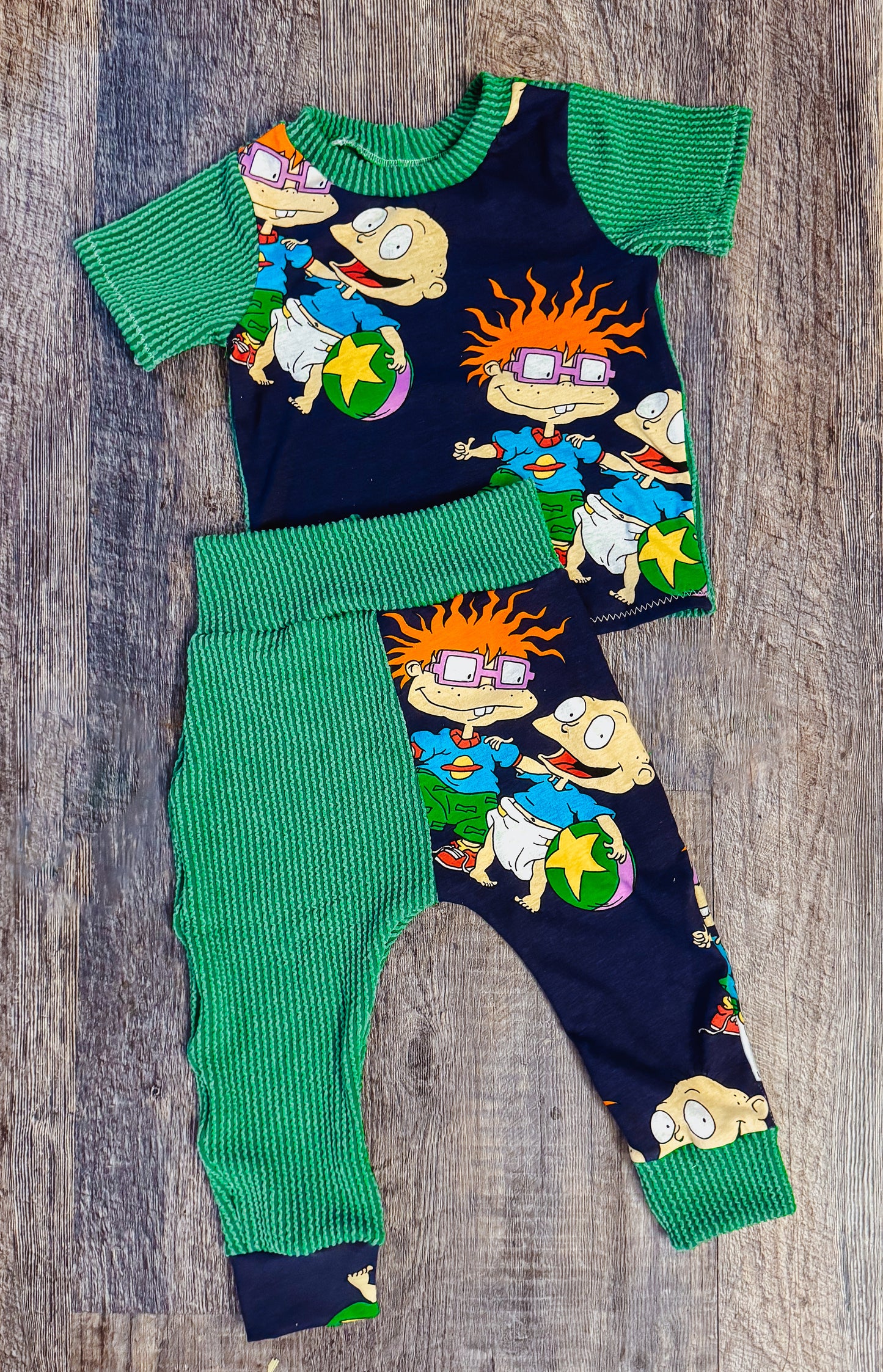 Rugrats Tee + Harrem Jogger 12/18