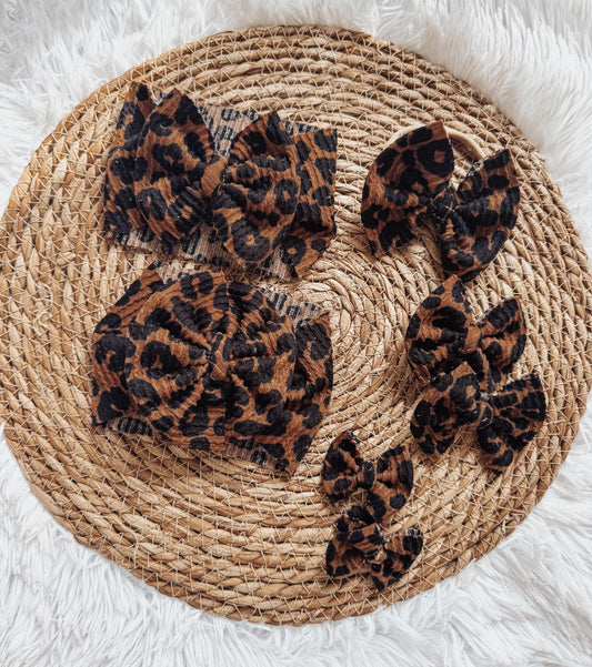 Leopard Bow