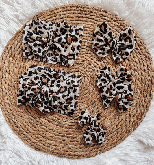 Leopard on Cream Bow
